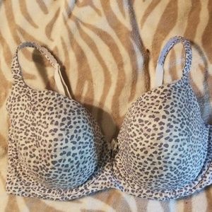 Victoria's secret leopard print bra size 38DD